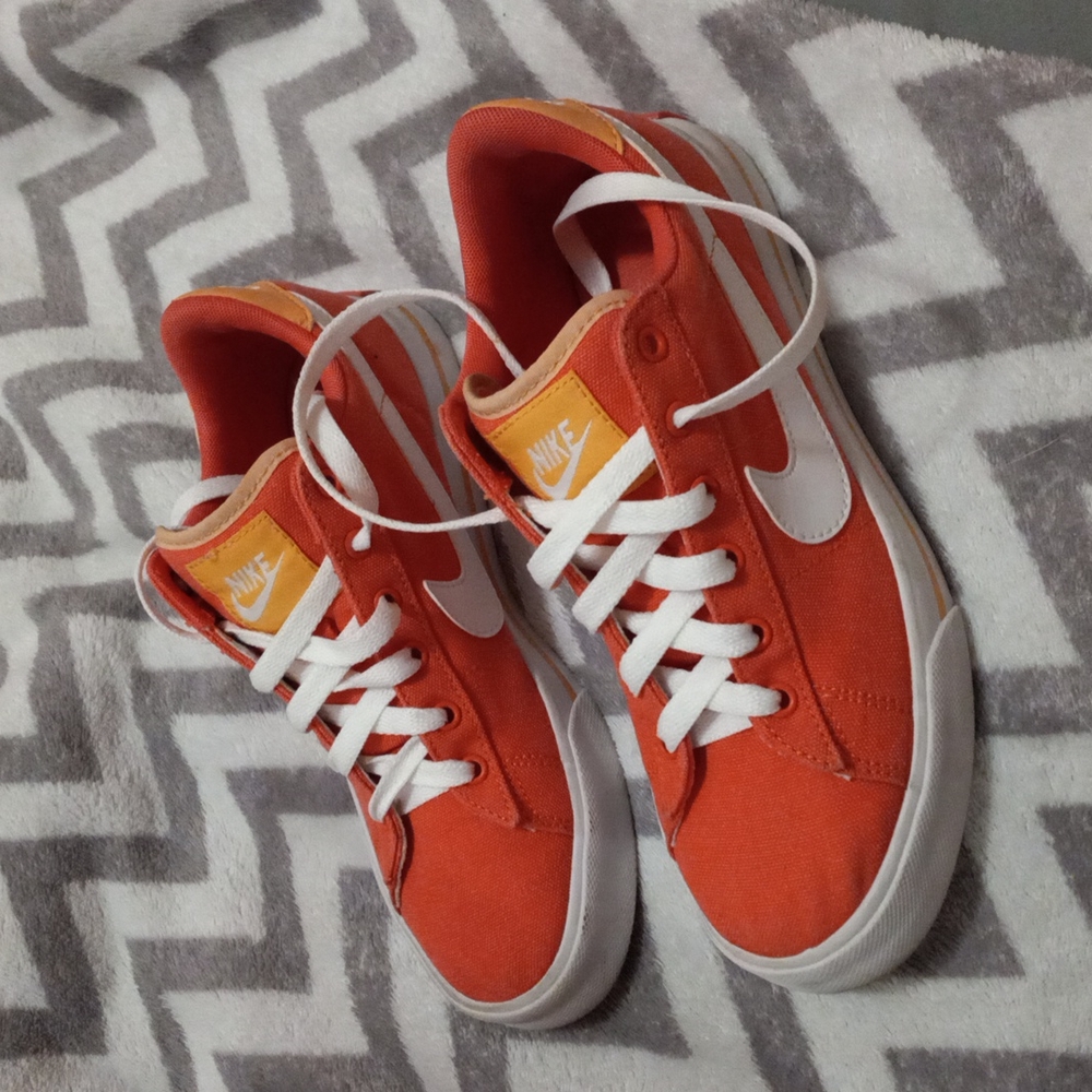 Nike